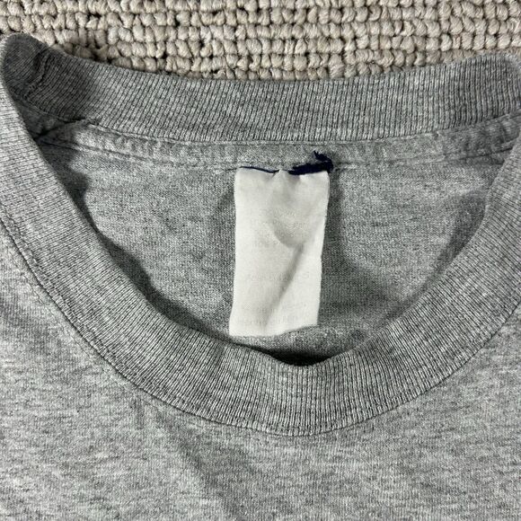 Vtg University Of Dayton Flyers Graphic Shirt Men’s Large Retro Logo UD Gray Y2K - Picture 7 of 10